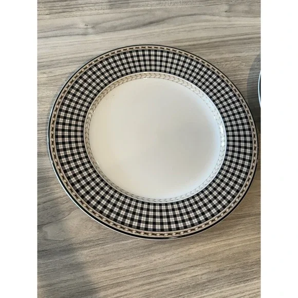 ROYAL DOULTON STUDIO PROVENCE PLAID 2 DINNER & 1 SALAD PLATE As Is - Picture 3 of 13